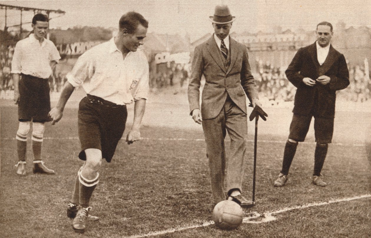 デュークオブヨーク、チャリティーサッカーの試合、トッテナムホットスパーとコリント人、c1921 作： 不明