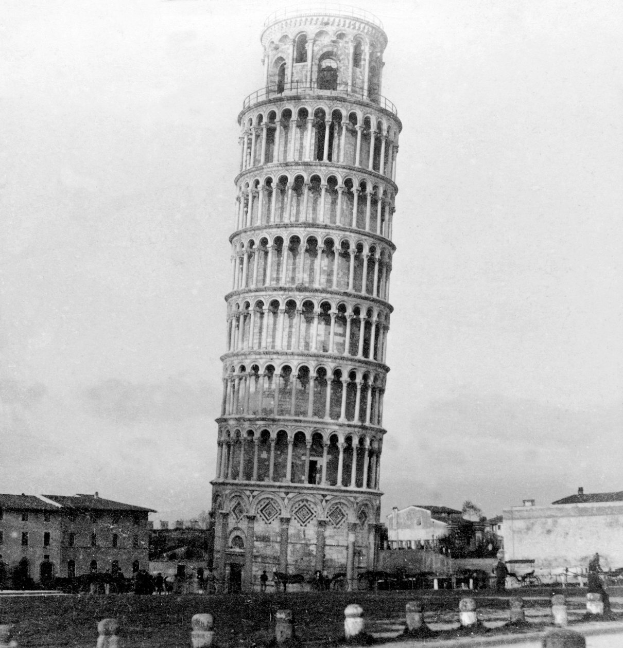 イタリア、ピサの斜塔、1892 作： 不明