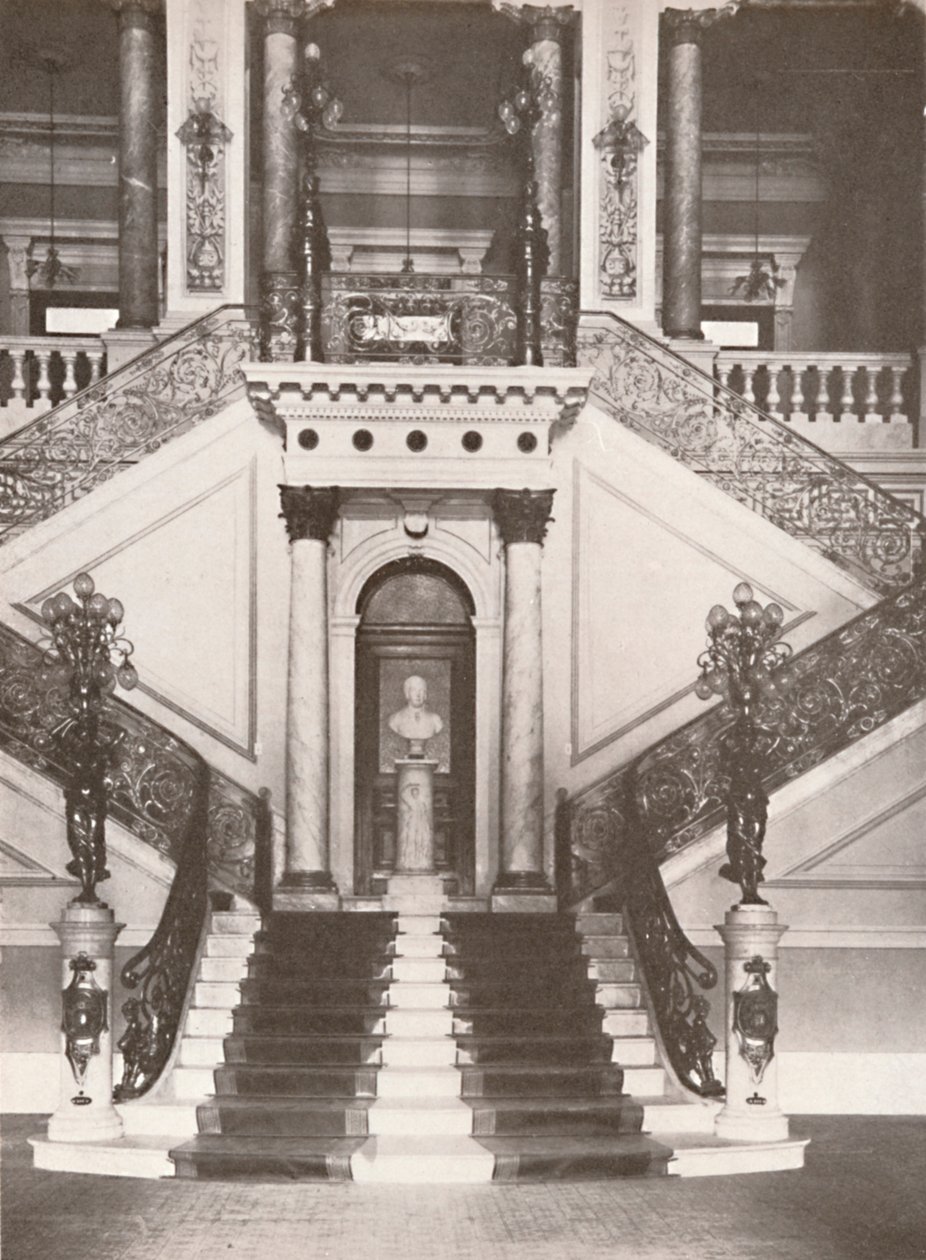 国立図書館の階段、1914 作： 不明