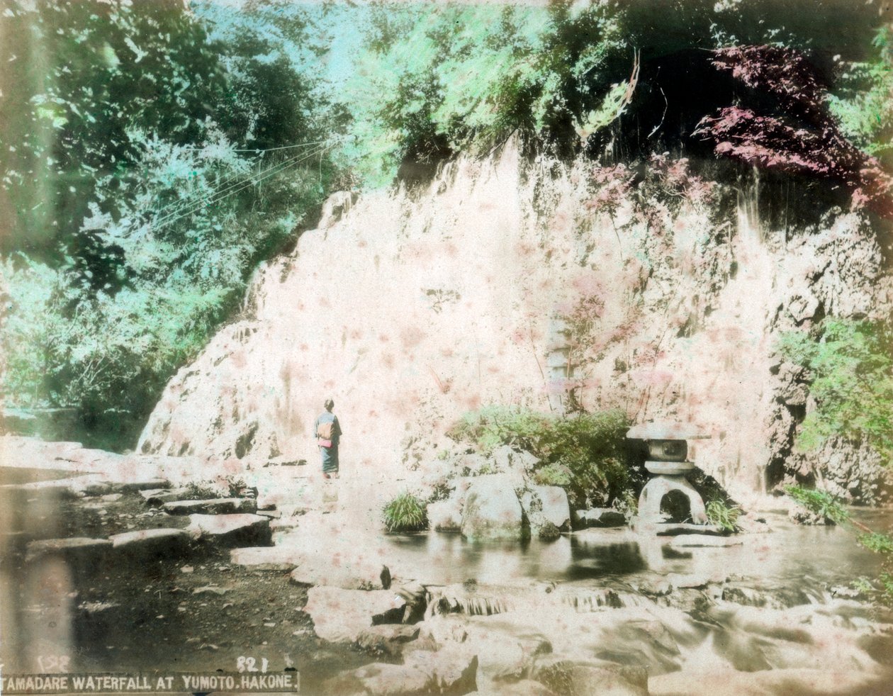 玉垂の滝、湯本、箱根、日本 作： 不明