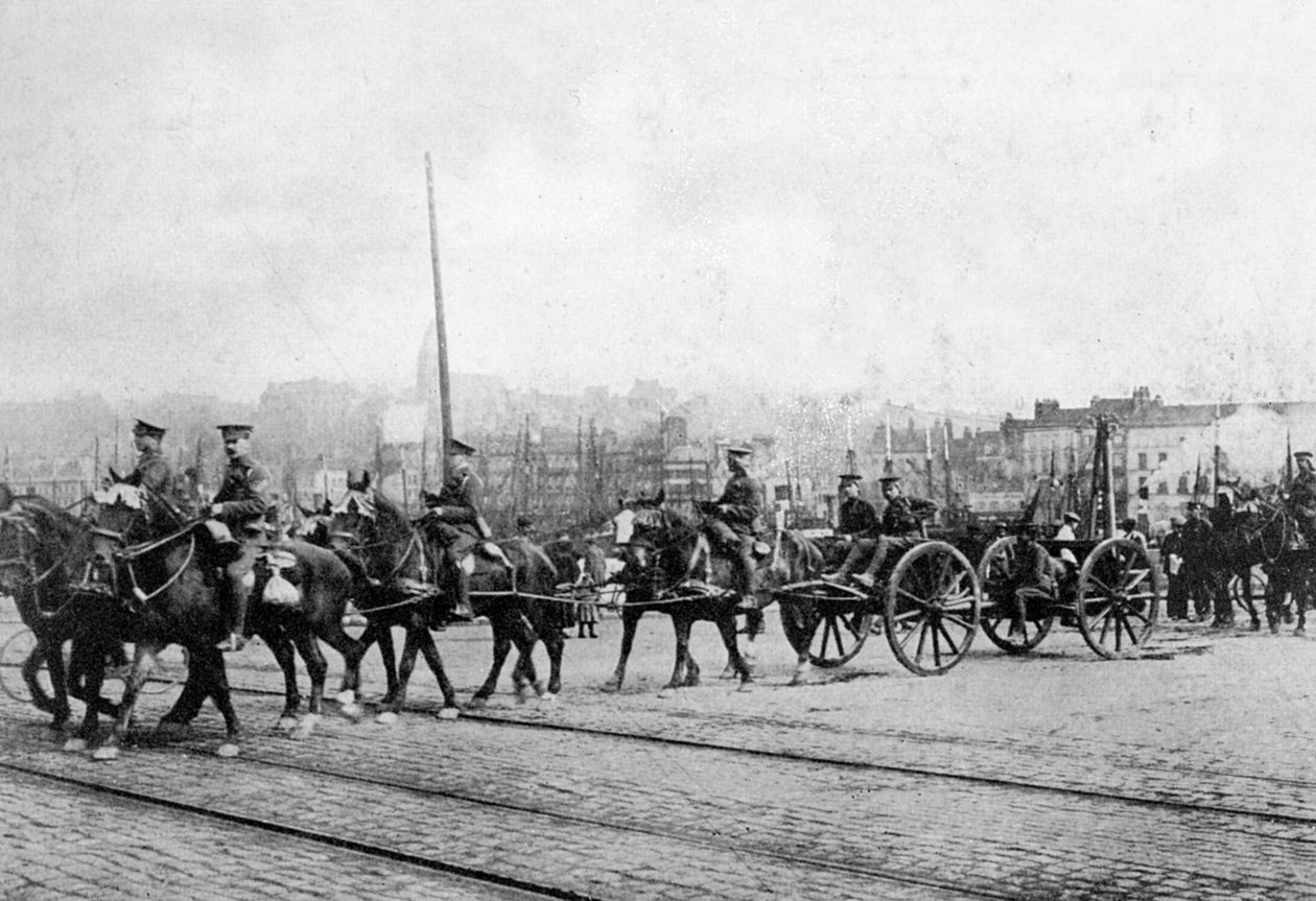 1914年北フランス、ブローニュのイギリス遠征軍の最初の部隊1920 作： 不明
