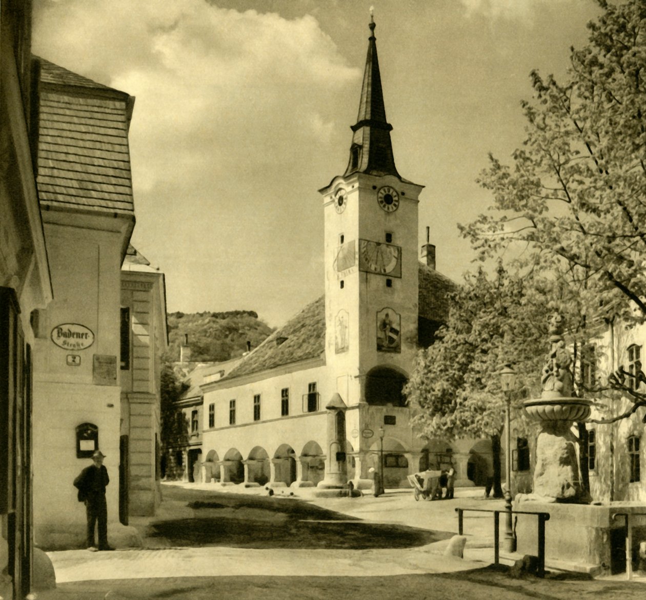 市庁舎、Gumpoldskirchen、Mödling、下オーストリア、c1935。 作： 不明