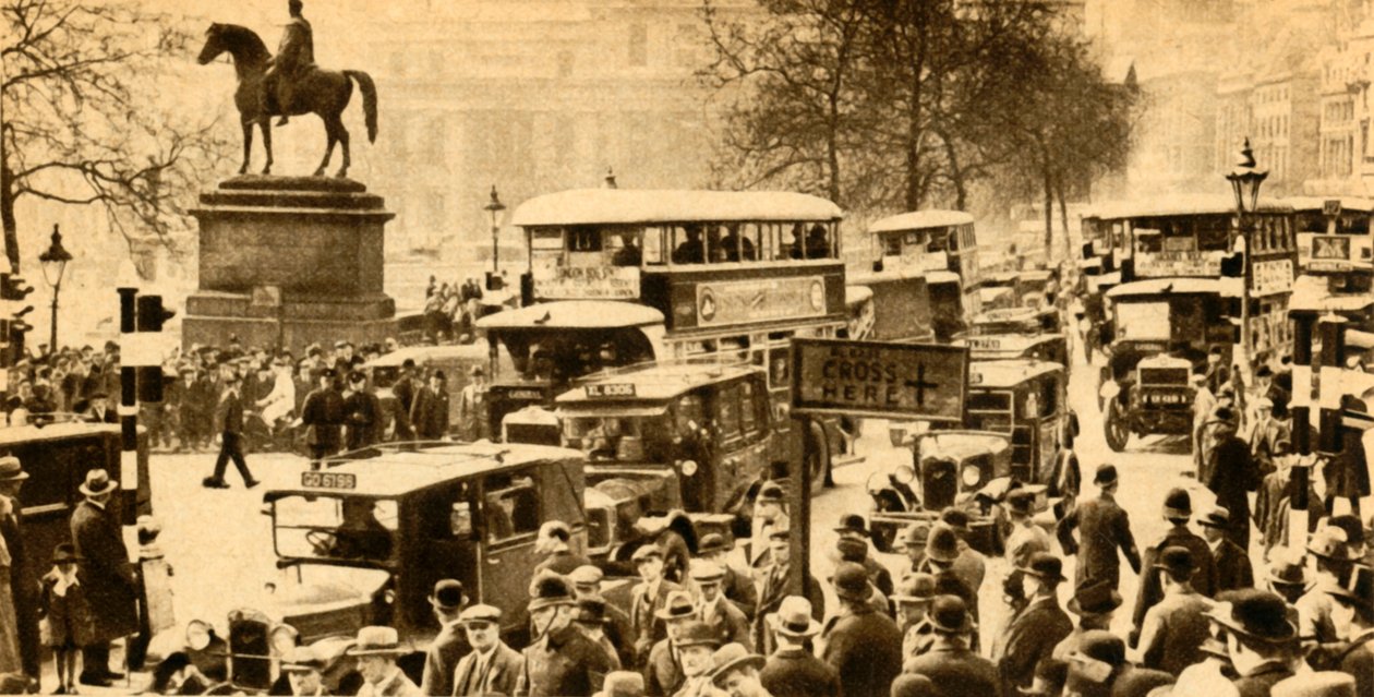 トラファルガースクエア、ロンドン、1933年のトラフィック。 作： 不明