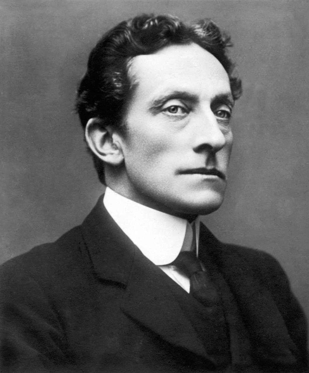 イギリス：俳優／経営者 ジョンストン・フォーブス＝ロバートソン（1853年1月16日～1937年11月19日 作： 不明