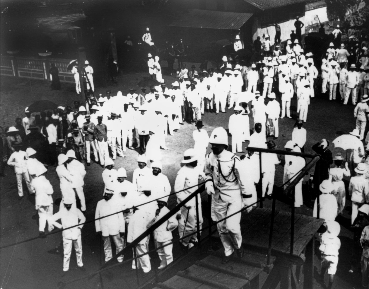 ベトナム、サイゴン、ポートドゥーメンへの訪問者、1900年 作： 不明