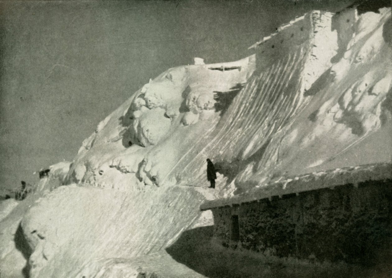 永遠の雪の間の戦争、1919年。 作： 不明