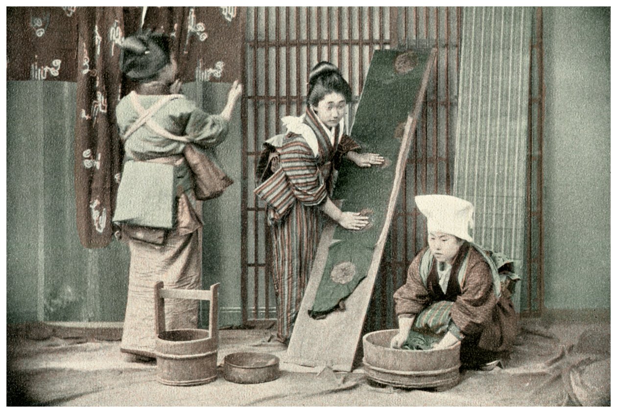 着物を洗う、日本、1904 作： 不明