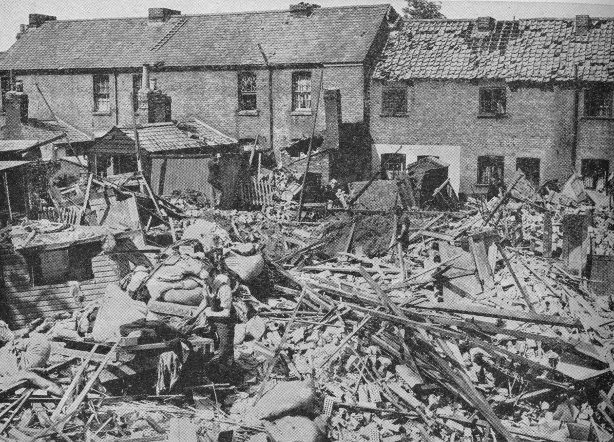 爆撃機の仕事とその破壊、1940、1940 作： 不明