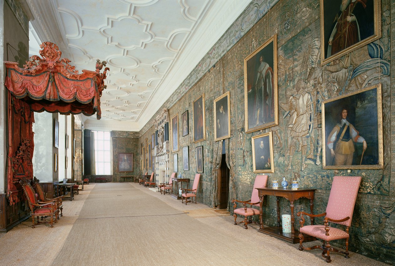 Hardwick Hall（1590-97）、ロングギャラリーのインテリア、ダービーシャー、イギリス 作： 不明不明