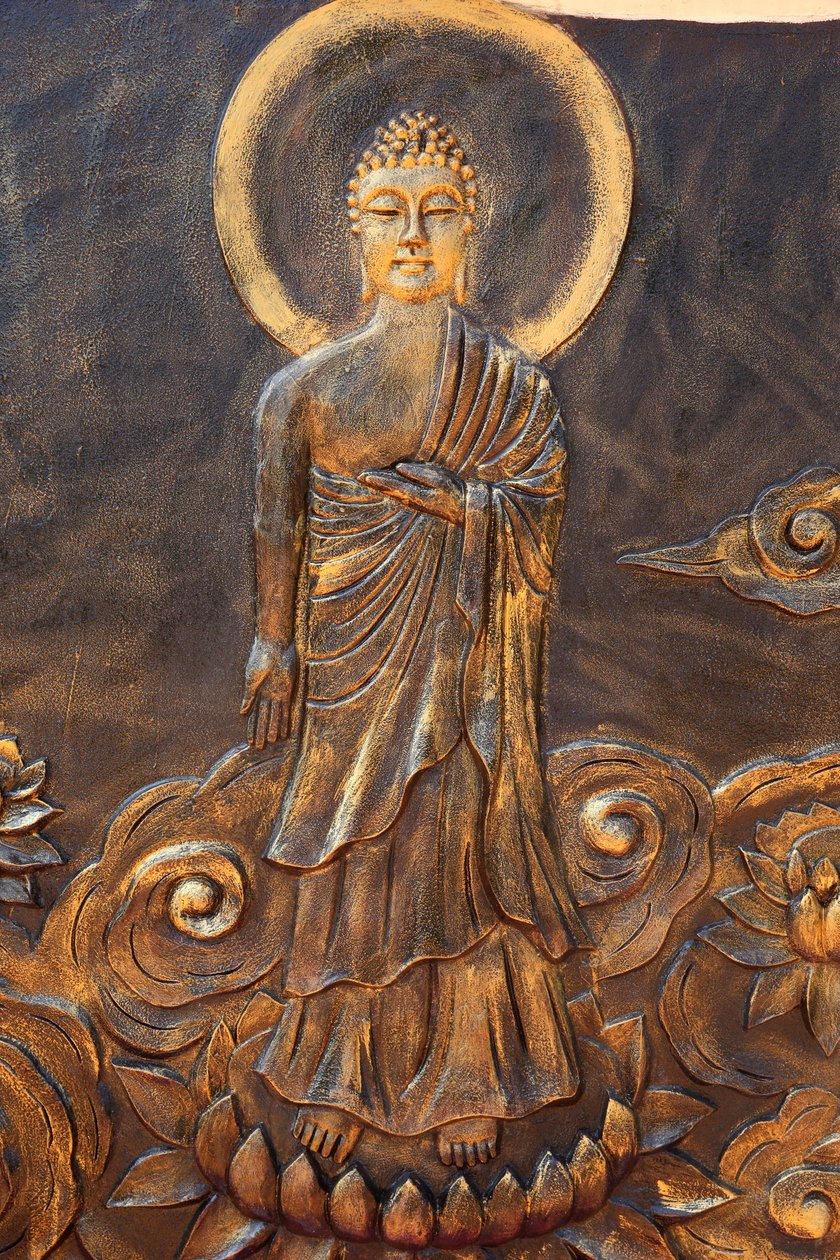 Chua Thien Lam Go buddhist pagoda.釈迦牟尼仏。Varada mudra : 慈愛のジェスチャー。Thay Ninh。ベトナム 作： 不明