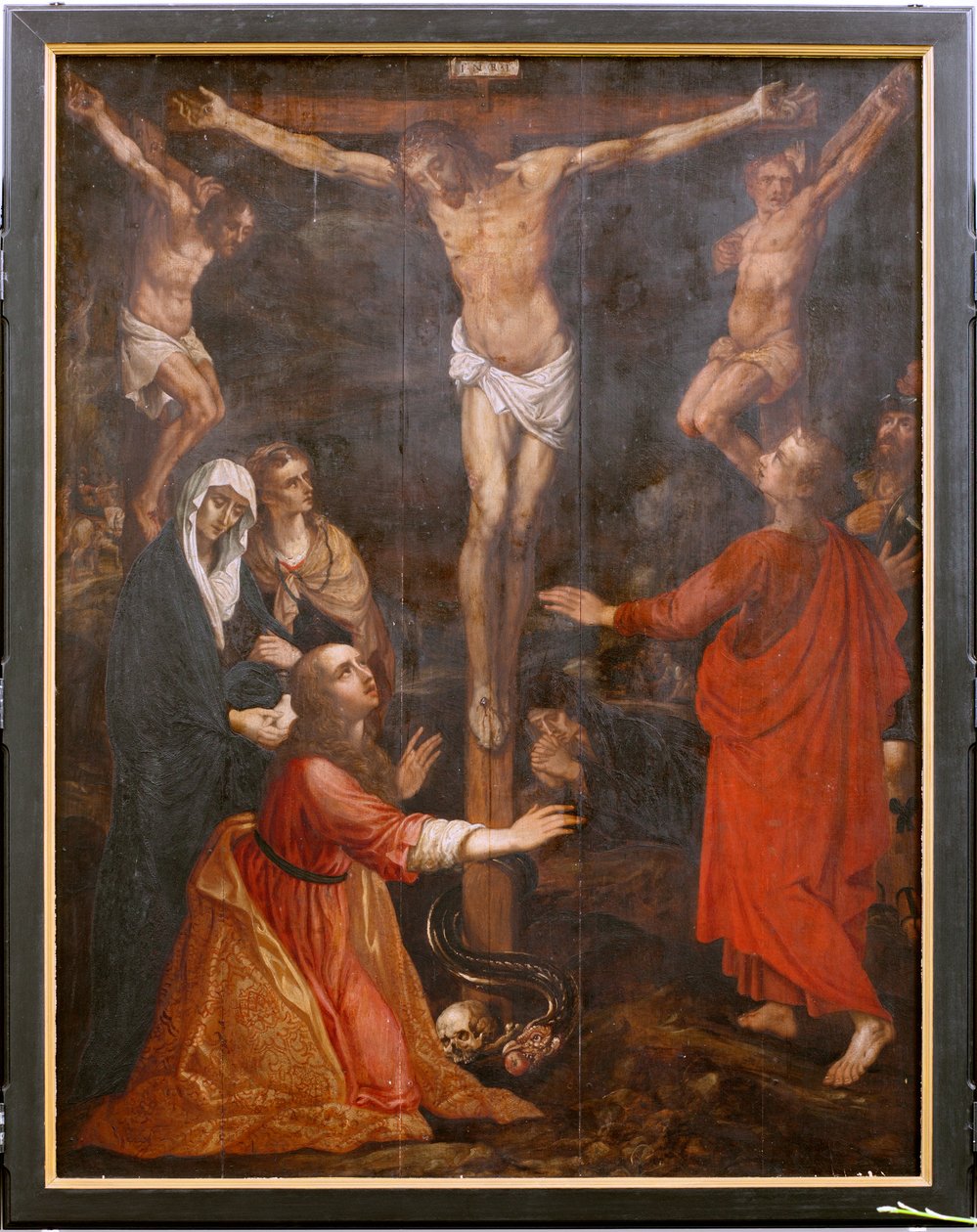 教会 (Eglise Saint-martin)。 インテリア。 トリプティク。 はりつけ。 作： 無名の画家