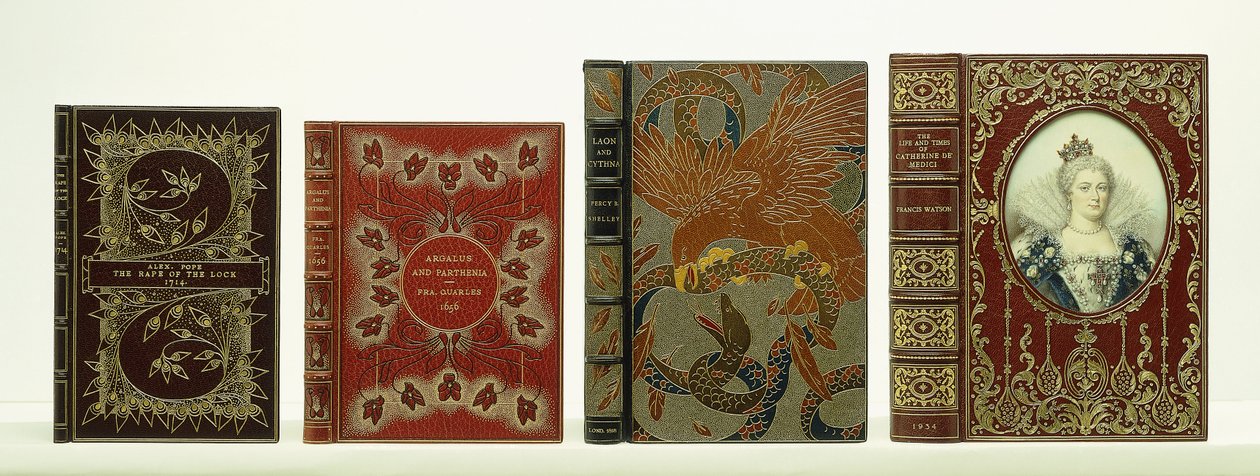 「カトリーヌ・ドの生涯と時代」メディチを含む、リヴィエール＆サンズの製本付き4冊の表紙、 作： 不明