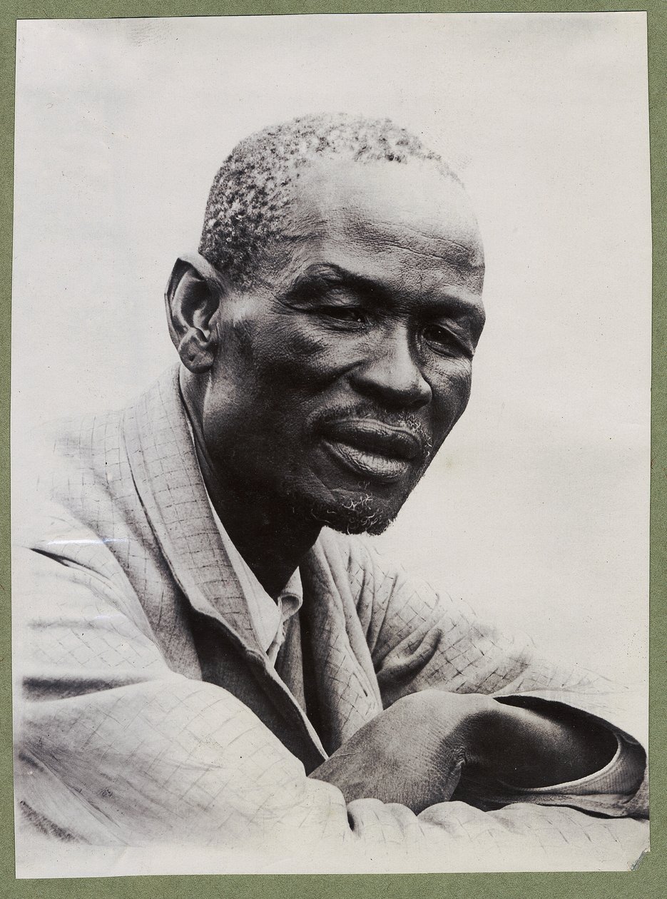 Khama, c.1910 （ゼラチンシルバープリント 作： 不明