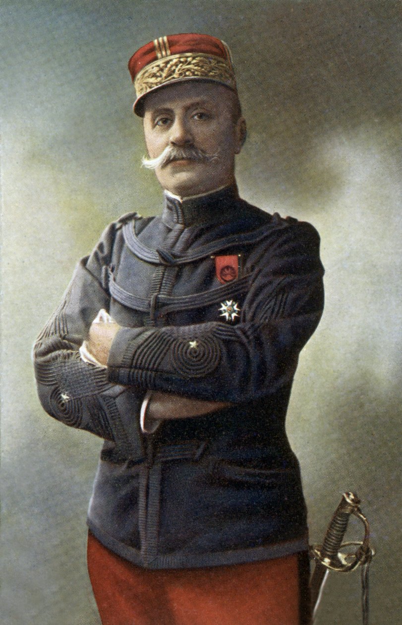 フェルディナン・フォッホ師団長（1851-1929）、フランス陸軍師団長（当時北方連合軍司令官）、フランス陸軍参謀総長、1918年3月連合軍総司令官、1918年マレシャルの位を得る。 作： 無名の画家