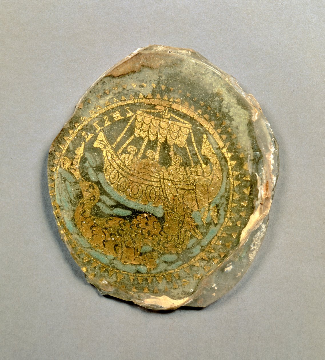 ヨナと鯨を描いたメダイヨン ローマ、4世紀（石・金 作： 不明