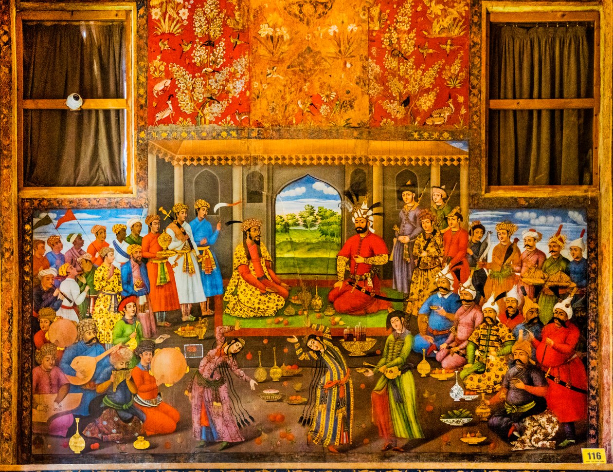Recepção do governante mogol Humayun 1544, afrescos com cenas da corte e cenas de batalha, Chehel Sotoun Palace, Isfahan, Isfahan, Irã, Ásia (foto) 作： 無名の画家