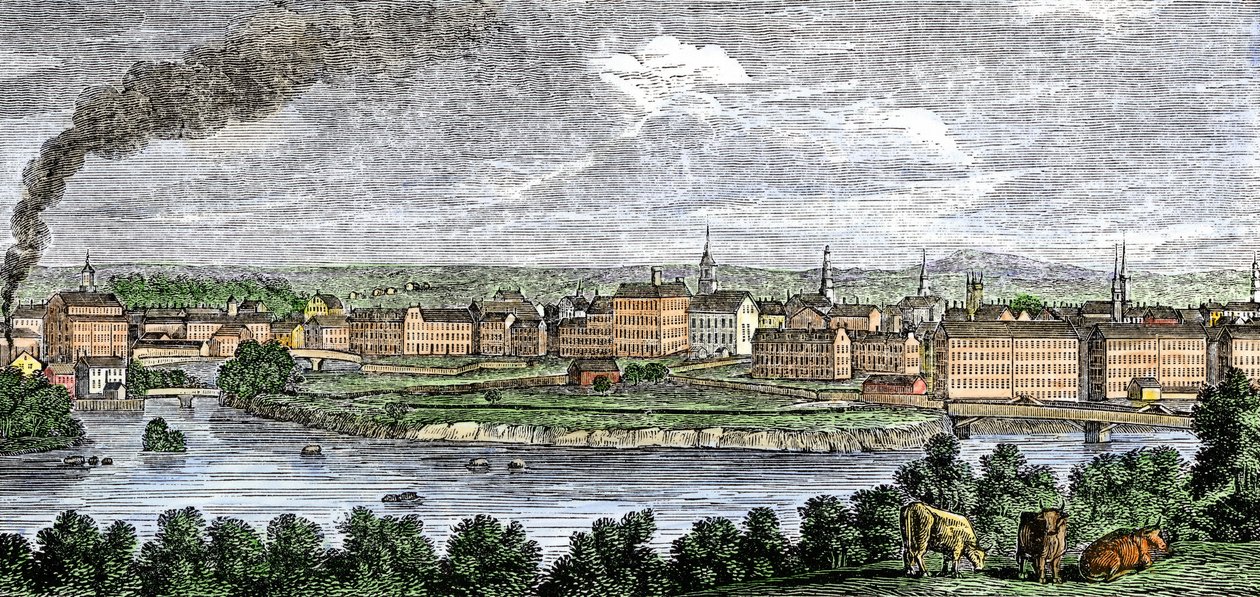 1830年代の米国マサチューセッツ州ローウェル、メリマック（メリマック）川とコンコード川沿いの織物工場。19世紀のカラー・エングレーヴィング。 作： 無名の画家