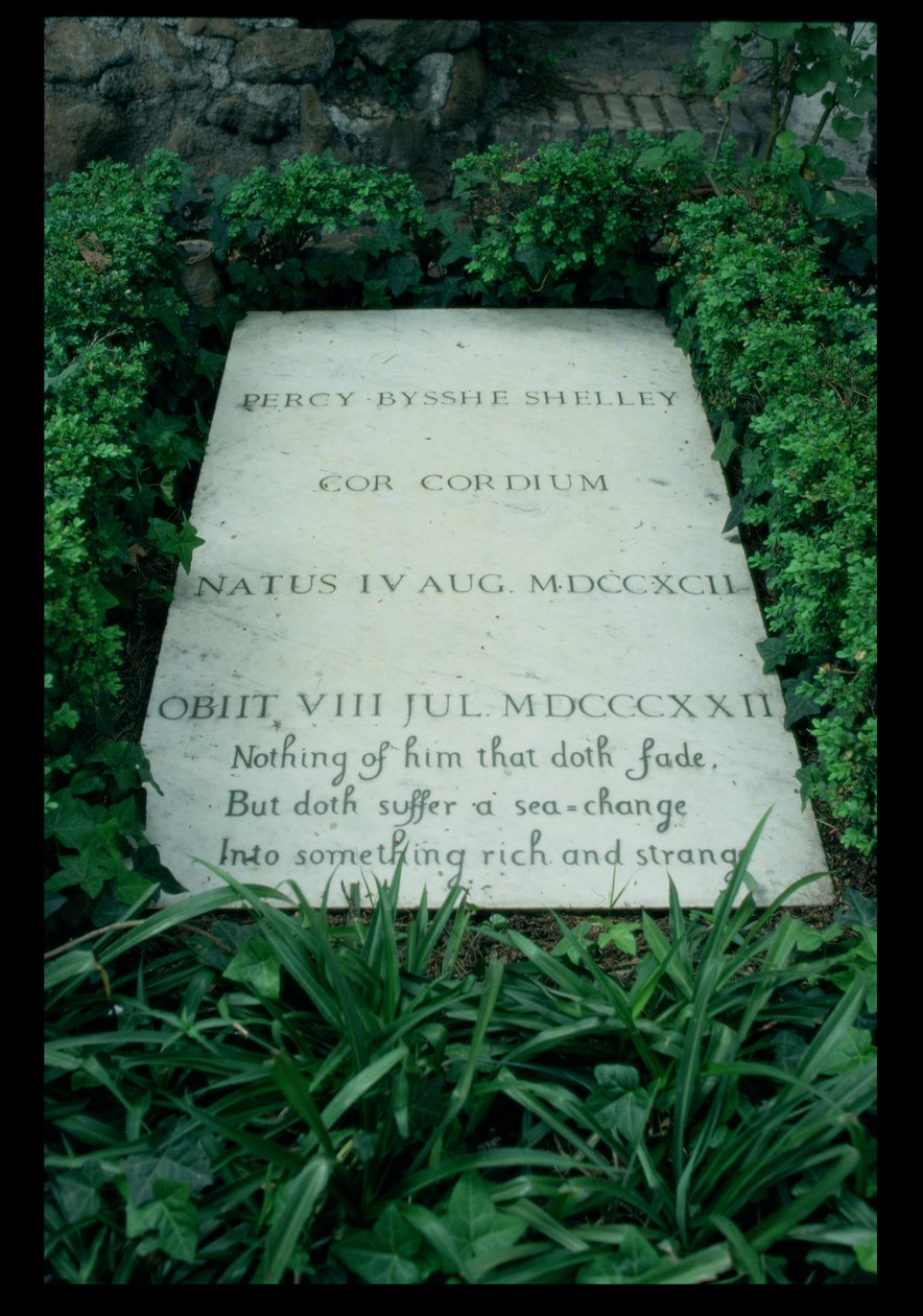 パーシー・バイシェ・シェリー（1792-1822）の墓（モノクロ写真 作： 不明