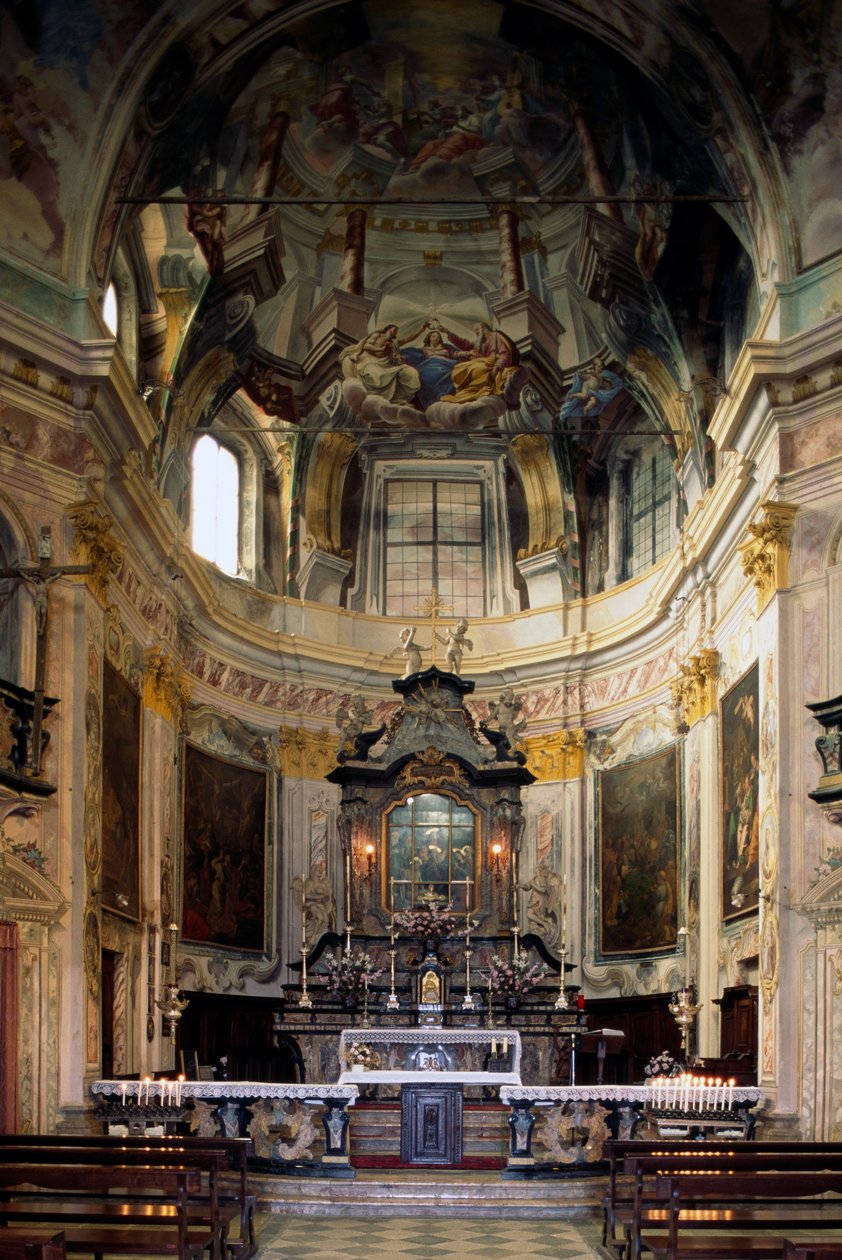 ロレンツォ・ペラチーノ（1710-1788）による祭壇とフレスコ画の眺め（イタリア、ピエモンテ州、マドンナ・デル・サッソの聖域 作： 無名の画家