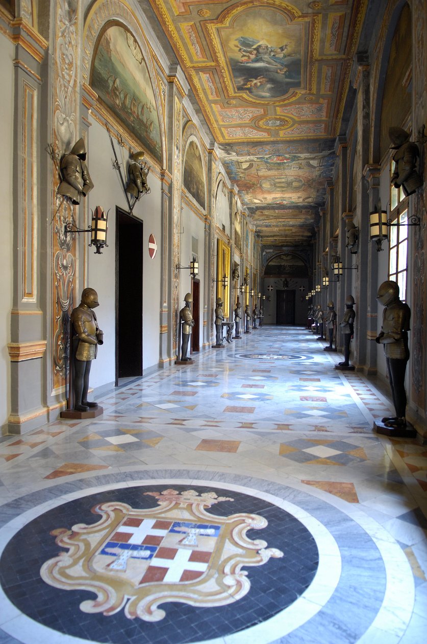 建築：マルタ共和国のヴァレッタ（La Valletta）にあるマルタ騎士団のグランドマスターの宮殿の様子（写真 作： 無名の画家