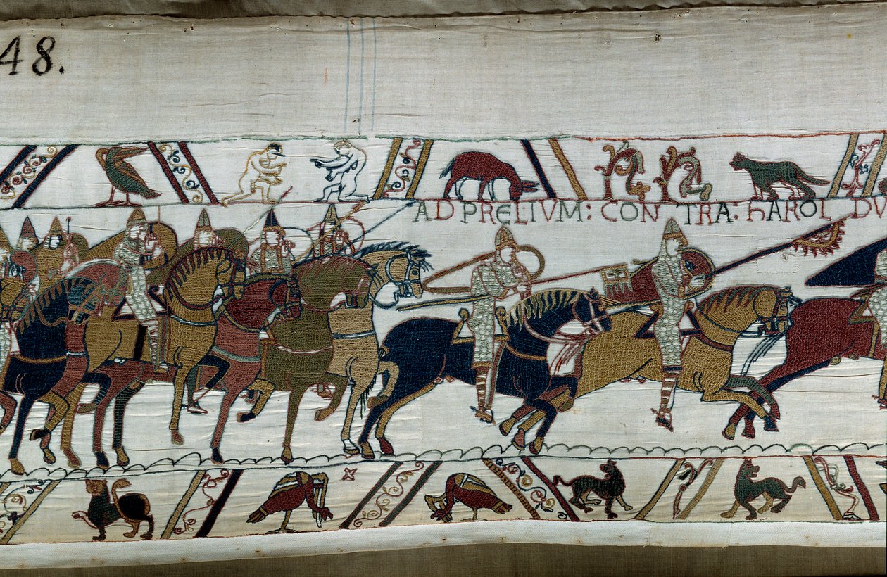 ノルマン人の征服王ウィリアム（1027-1087）による1066年のイングランドの征服：彼の軍はヘイスティングスのハロルド2世の軍に向かって前進している 左下には2人の裸の男 バイユーのタペストリーの詳細またはマチルド王妃の刺繍 作： 無名の画家