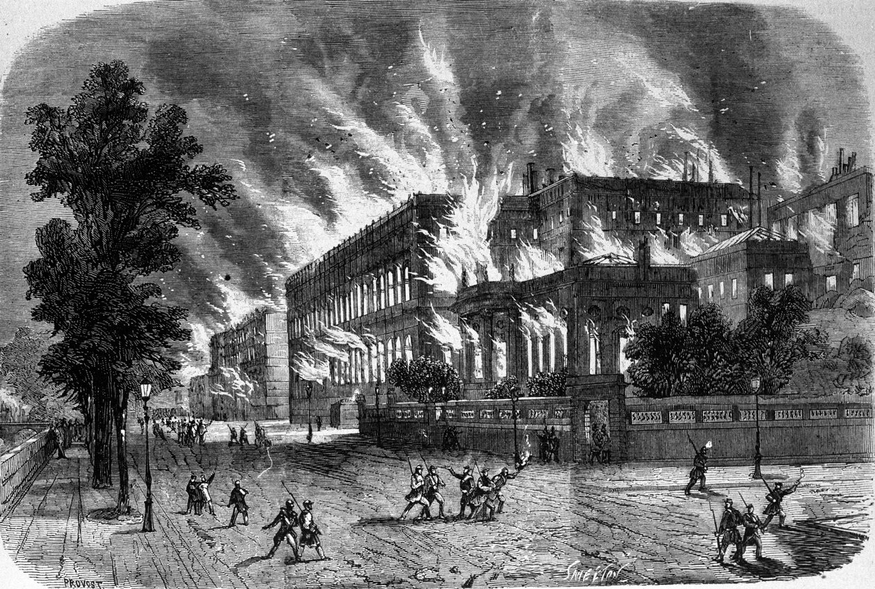 パリ・コミューンの最中の1871年3月23日、監査院とレジオン・ドヌールの火災。19世紀のエングレーヴィング。 作： 無名の画家
