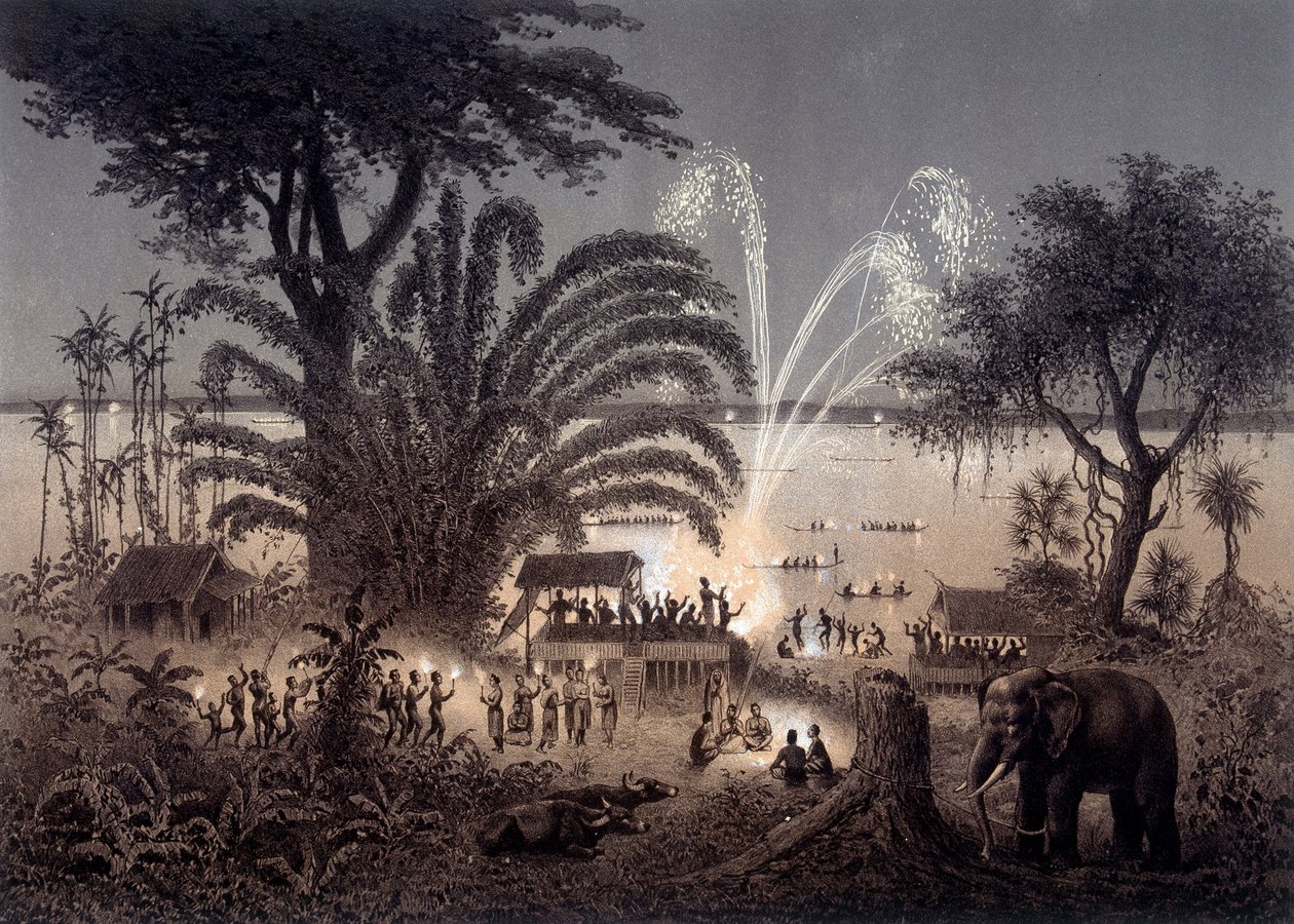シャム・ラオスのバサック祭の際に行われた川のイルミネーション。1873年にF.ガルニエの指揮で出版された "Atlas of the exploration voyage in Indochina carried out during the year 1866-1868 "にて。 作： 無名の画家