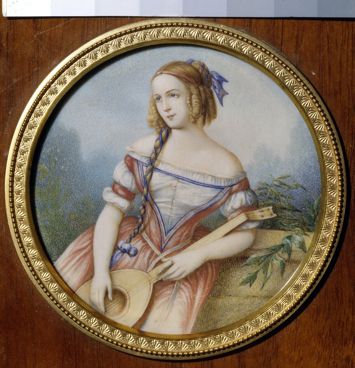 ヴィクトル・ユーゴー (1802-1885) の「ノートルダム・ド・パリ」のエスメラルダ役のロシア人女優ヴァルバラ・アセンコヴァ (1817-1841)。 （エスメラルダとしてのロシアの女優Varvara Asenkova）。 匿名の作品、紙に水彩 作： 無名の画家