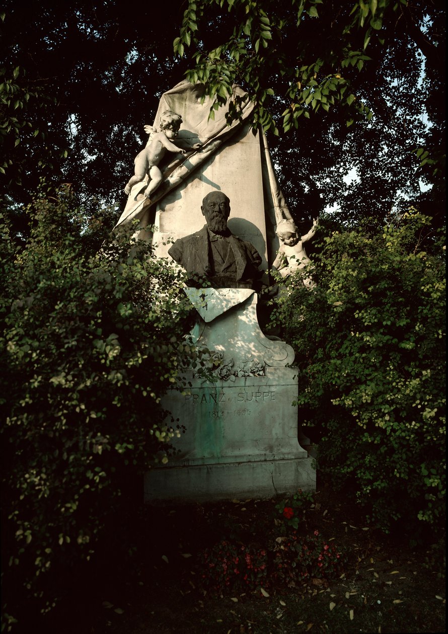 オーストリアの作曲家・指揮者フランツ・フォン・スッペ（1819-1895）の墓（オーストリア・ウィーン中央墓地）の風景 作： 無名の画家