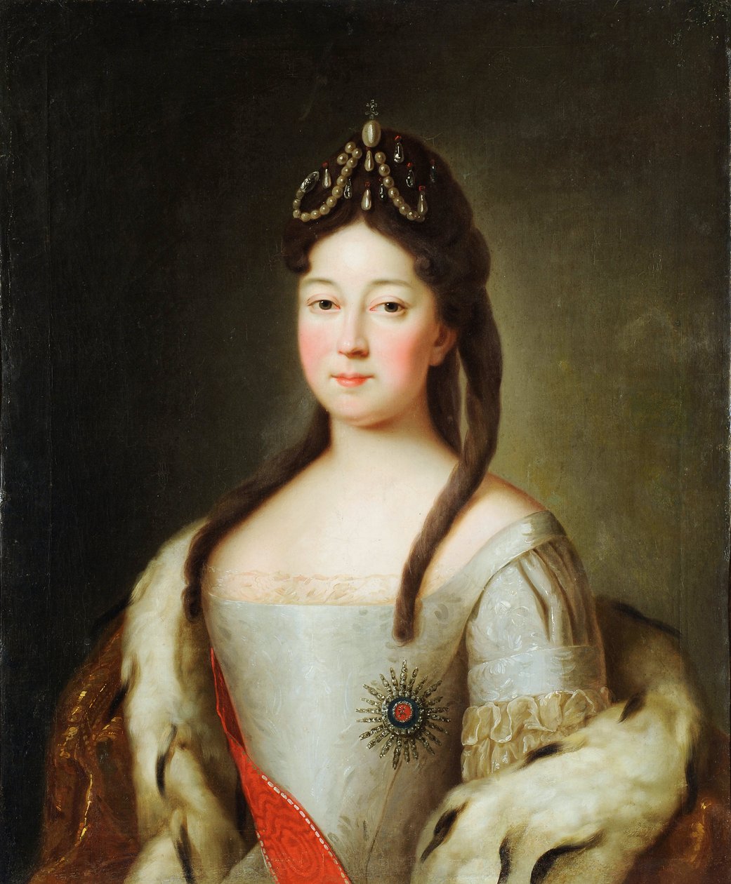 Anna Petrovna de Russie - 皇帝ピョートル1世の娘、ロシアのアンナ・ペトロヴナ（1708～1728年）の肖像、匿名。キャンバスに油彩、18世紀最後の四半期、ウラジーミル国立建築・歴史・美術博物館蔵 作： 無名の画家