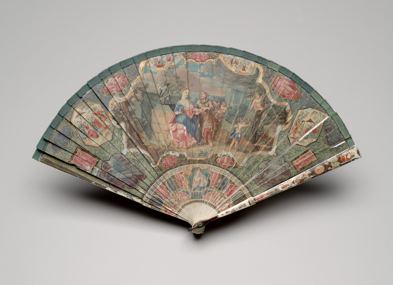 占い師とシノワズリーをモチーフにしたブリセファン、c.1700-25（象牙の刃のガッシュ、シルクリボン、べっ甲、ペーストの宝石、真ちゅう製のループ） 作： 無名の画家