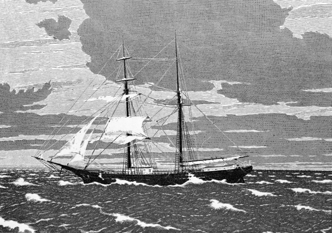 1872年12月、メアリー・セレステ号は大西洋の真ん中、アゾレス諸島沖で放置された状態で発見されました。船長とその妻、2歳の娘、そして8人の乗組員が姿を消した。19世紀のエングレーヴィング。 作： 無名の画家