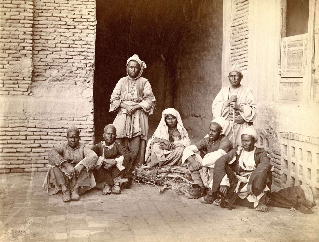 アフガニスタンの家族（19世紀後半 作： 未知の写真家