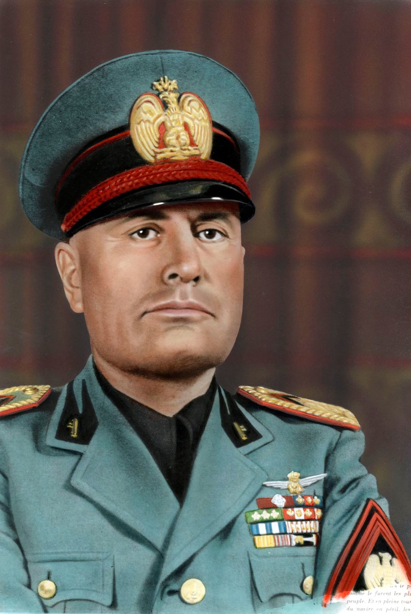 ベニート・ムッソリーニ、1940年（写真）。 作： 未知の写真家