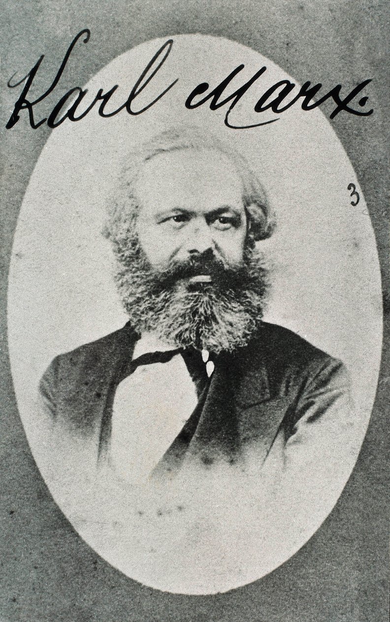ドイツの哲学者・経済学者であるカール・マルクス（1818-1883）の肖像。写真モントルイユ生活史博物館。 作： 未知の写真家