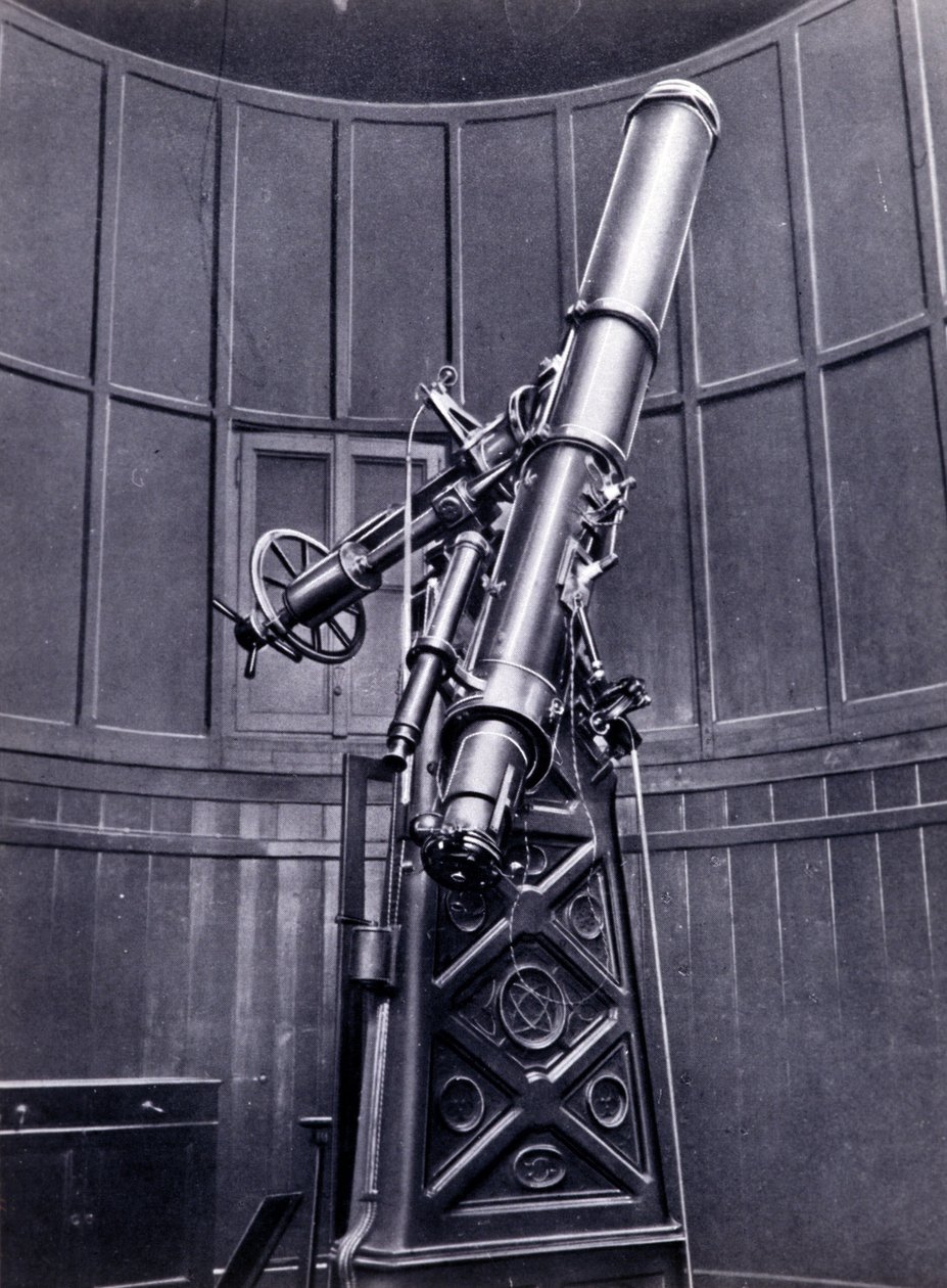 ブレラ（ミラノ）の宇宙物理学者、ジョバンニ・ヴィルジニオ・スキャパレリ（1835-1910）の望遠鏡。火星で直線的な形状を観測し、「火星の運河（canali）」と名付けた。 作： 未知の写真家