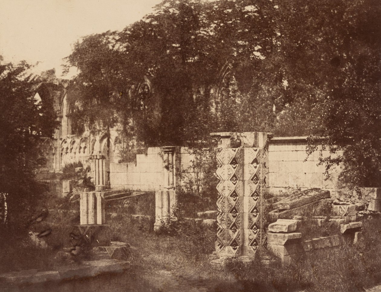 チャプター・ハウス、セント・メアリーズ修道院、1853年（写真） 作： ウィリアム・A・パンフリー