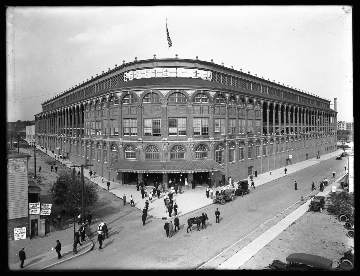 1914年9月2日、ブルックリン、エベッツフィールドの高角度のビュー 作： ウィリアムデイビスハスラー