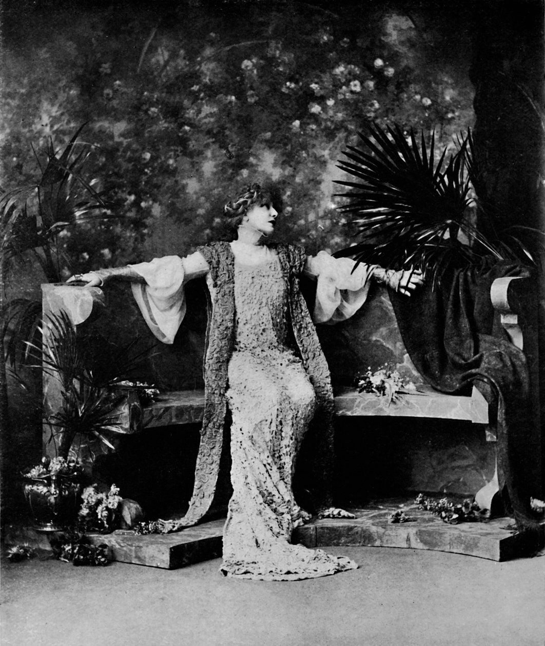 サラベルナール夫人、1914年。 作： ウィリアムとダニエルダウニー
