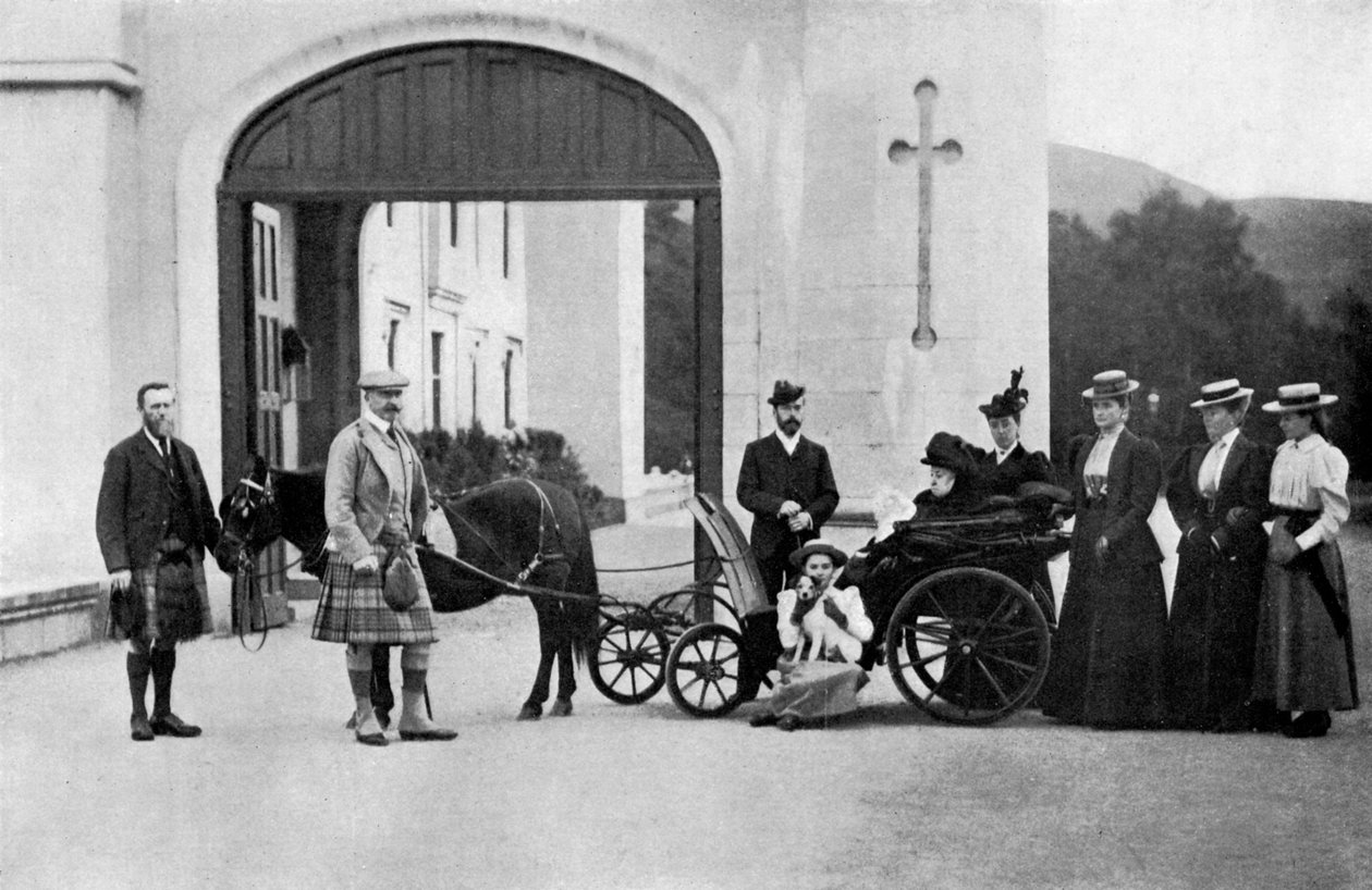 皇帝は1896年にバルモラルを訪問しました。 作： ウィリアムとダニエルダウニー