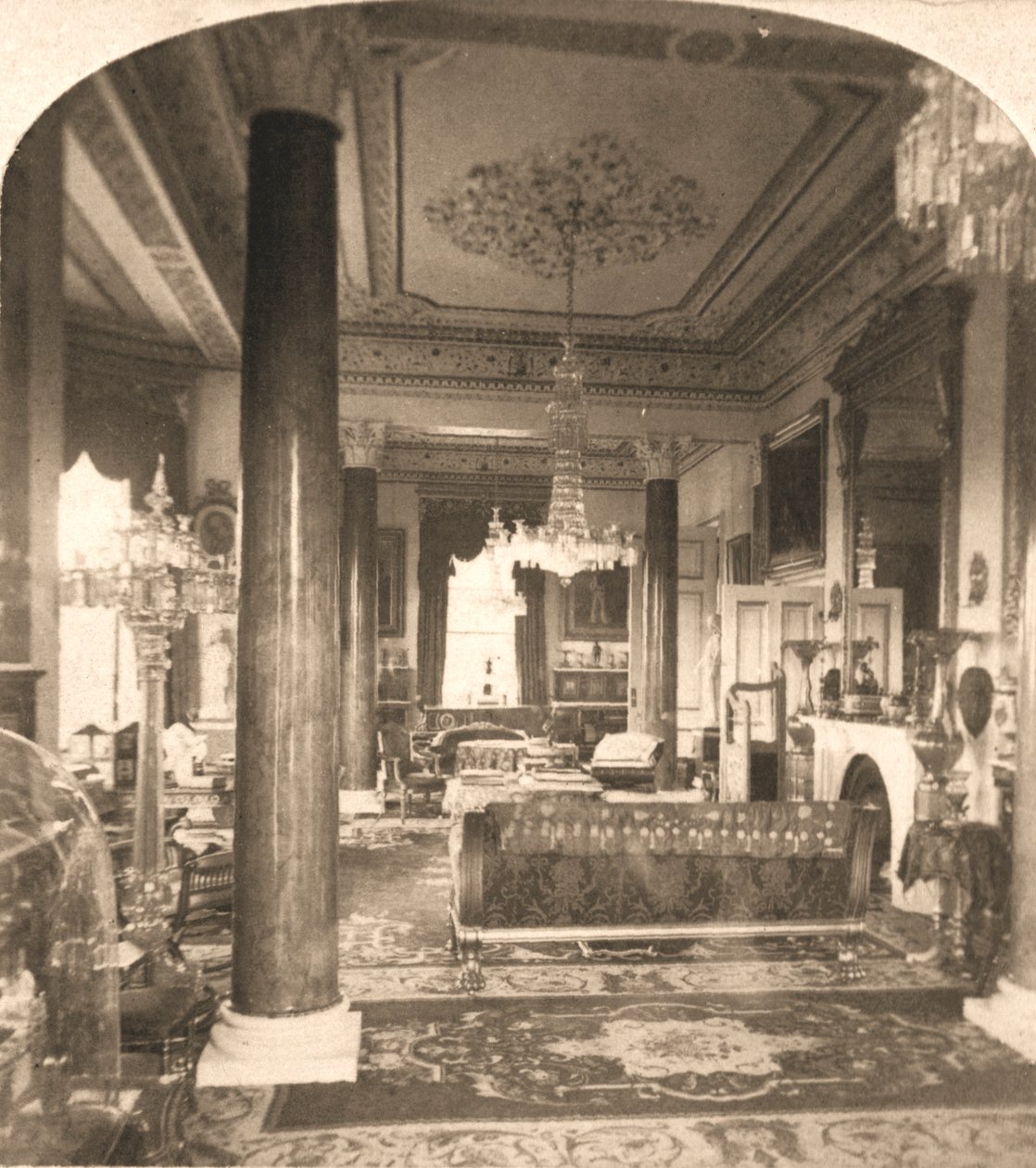 応接室、クイーンビクトリアスマリンレジデンス、オズボーンハウス、IOW、1900年。 作： Works and Sun Sculpture Studios