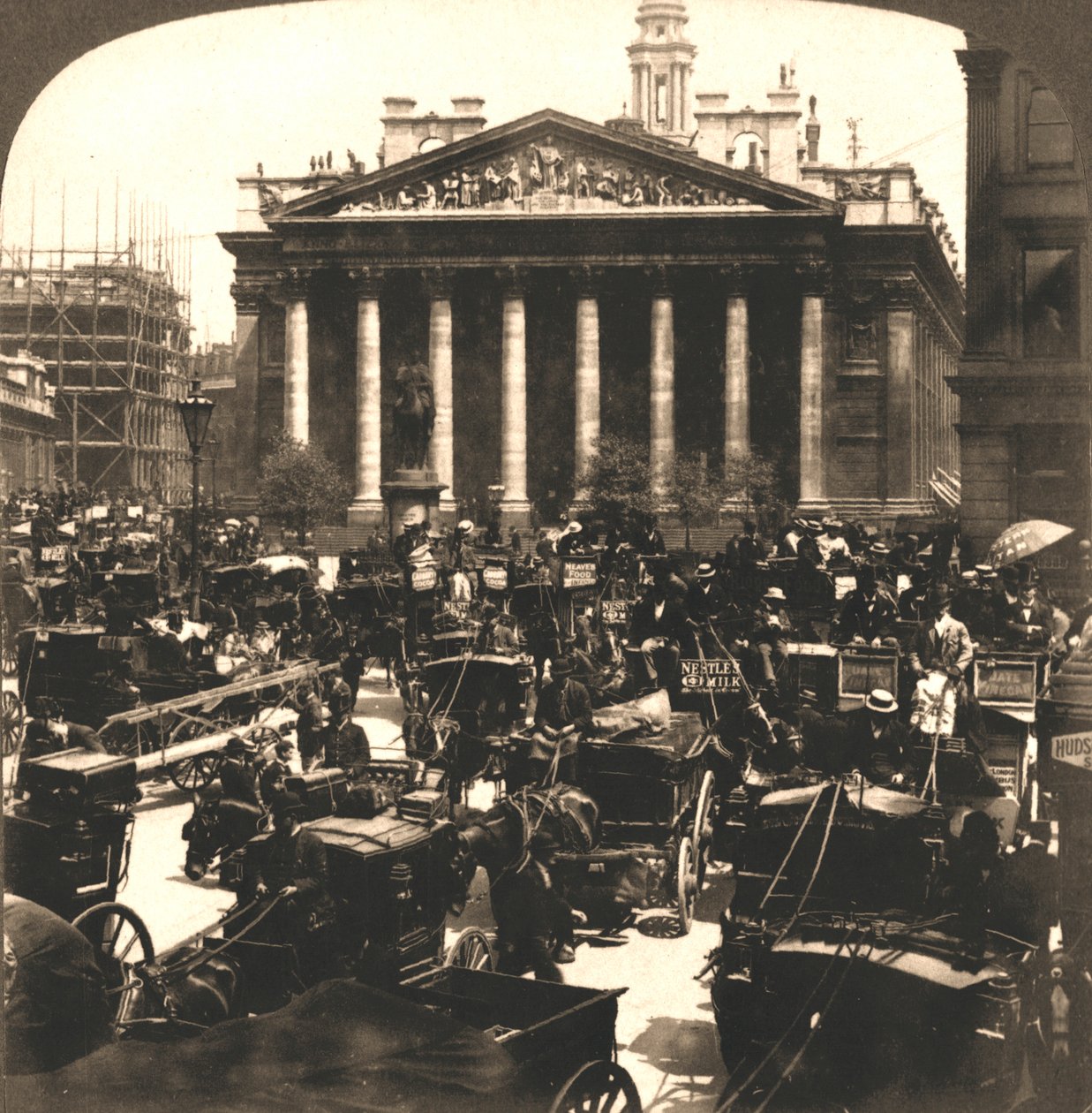 王立証券取引所、ロンドン、1896年。 作： Works and Sun Sculpture Studios