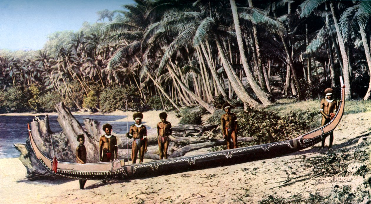 ヤシの木陰のビーチ、ソロモン諸島、c1923のネイティブカヌー 作： ヨークと息子