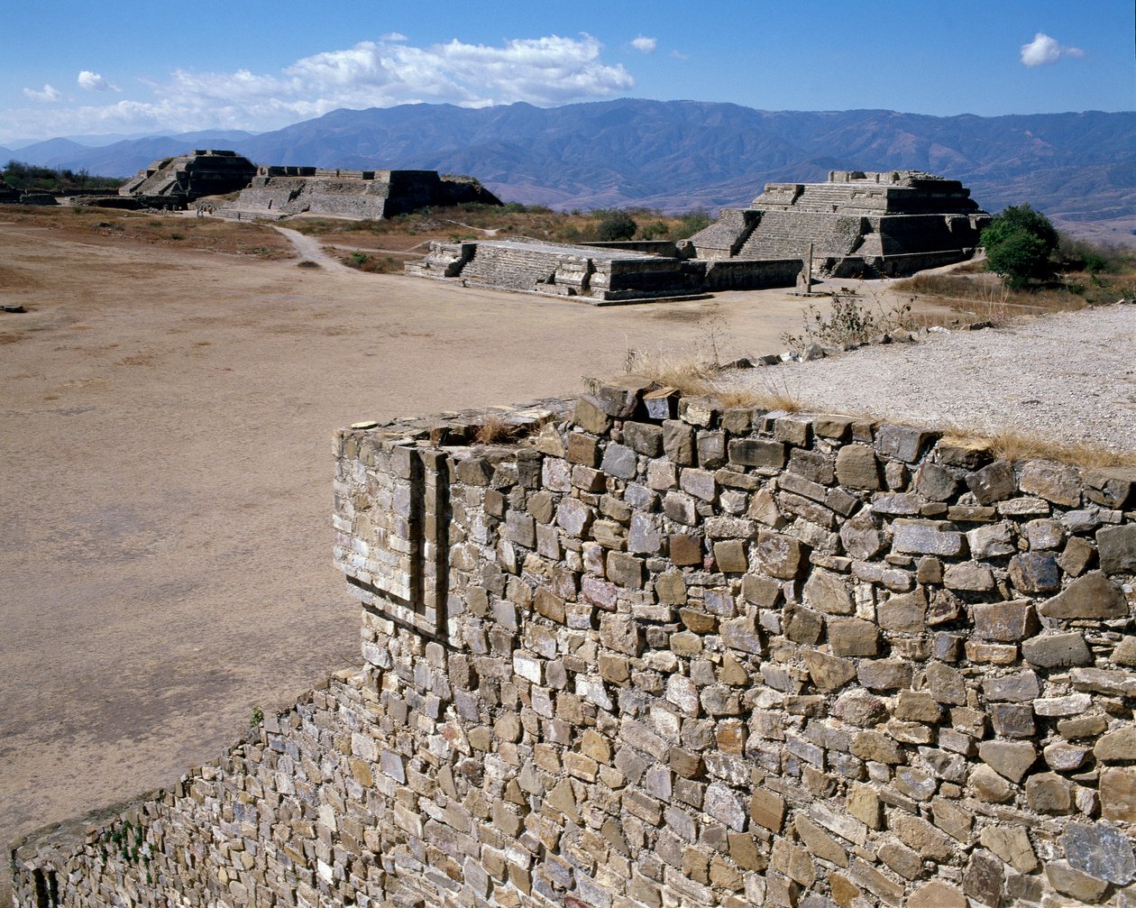 システムIVの眺め（紀元前500年～紀元後850年 作： Zapotec Zapotec