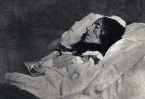 詩人マルセリーヌ・デボルド・ヴァルモア(Desbordes-Valmore)(1786-1859)の死に際の肖像。撮影は1859年、Felix Tournachon dit Nadar（1820-1910）。印刷は19世紀末、ナダールの父、ヴィクトール・トゥルナション。 作： Nadar