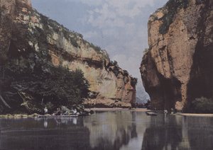 クロースの底にあるデトロイト（カラー写真 作： (after) French Photographer
