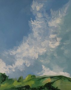 雲の中の緑の丘