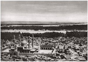 1925年の飛行機、イラクからのバグダッド近くの神聖な都市カディミヤ 作： A. Kerim