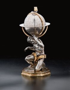 ヘラクレスとアトラス、アウグスブルク、1697-99によってサポートされている2つの例外的な地球儀と天球儀 作： Abraham Drentwett