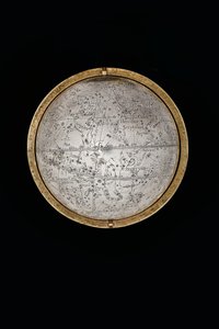 アウグスブルクのヘラクレスとアトラスによってサポートされている2つの例外的な地球儀と天球儀 作： Abraham Drentwett